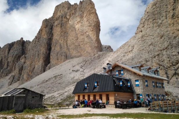 Antermoia Mountain Hut – Catinaccio