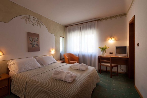 Hotel Miralago - Zimmer