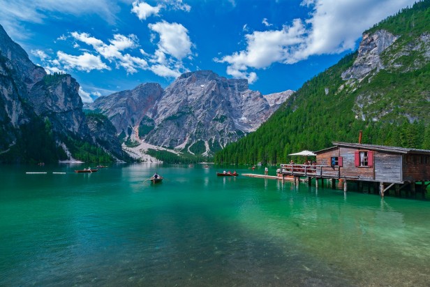 Der Pragser Wildsee in den Dolomiten: Ein Natur- und Kulturerbe